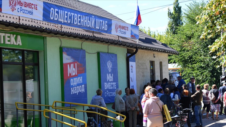 Các nước cộng hòa tự xưng ở Donbass và các khu vực do Nga kiểm soát ở Ukraina sẽ cuộc trưng cầu dân ý sáp nhập Nga từ 23.9. Ảnh chụp màn hình