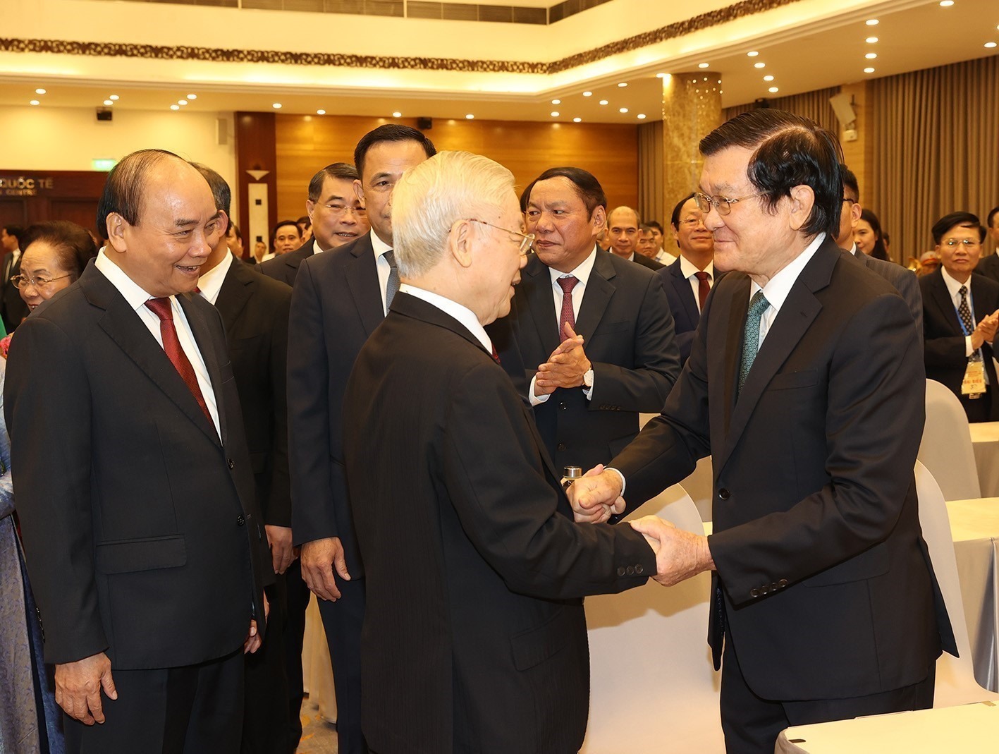 Tổng Bí thư Nguyễn Phú Trọng, Chủ tịch nước Nguyễn Xuân Phúc và nguyên Chủ tịch nước Trương Tấn Sang.