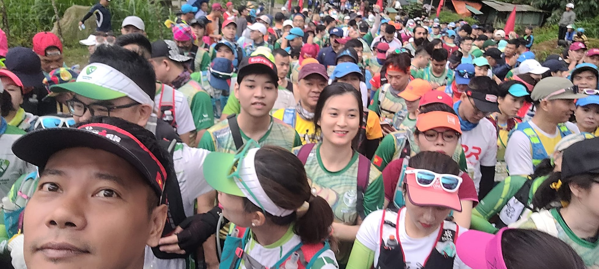 Ngày 24.9, hàng ngàn du khách đổ về