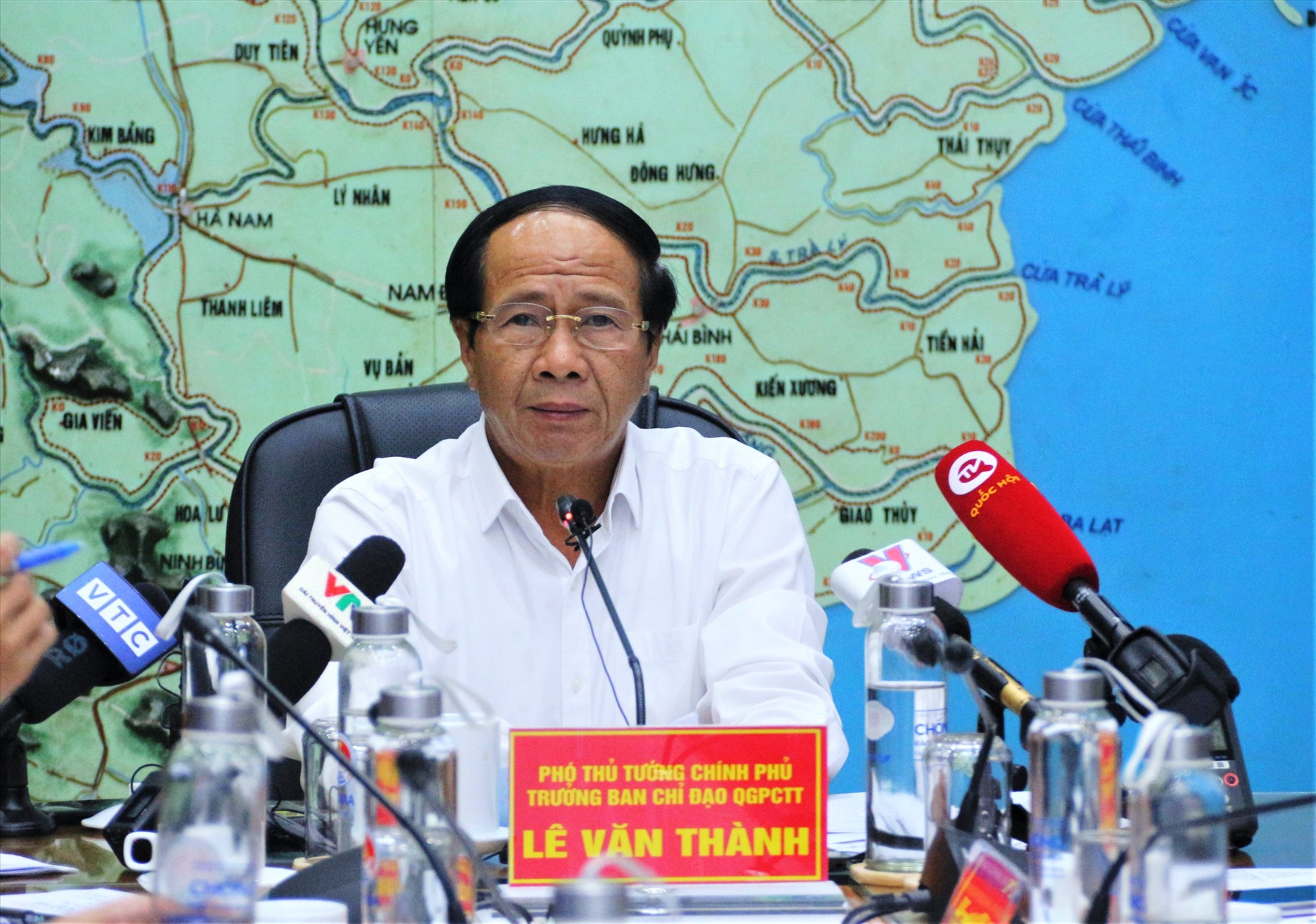 Phó Thủ tướng Lê Văn Thành đề nghị các địa phương chủ động ứng phó với bão Noru. Ảnh: Ng.H