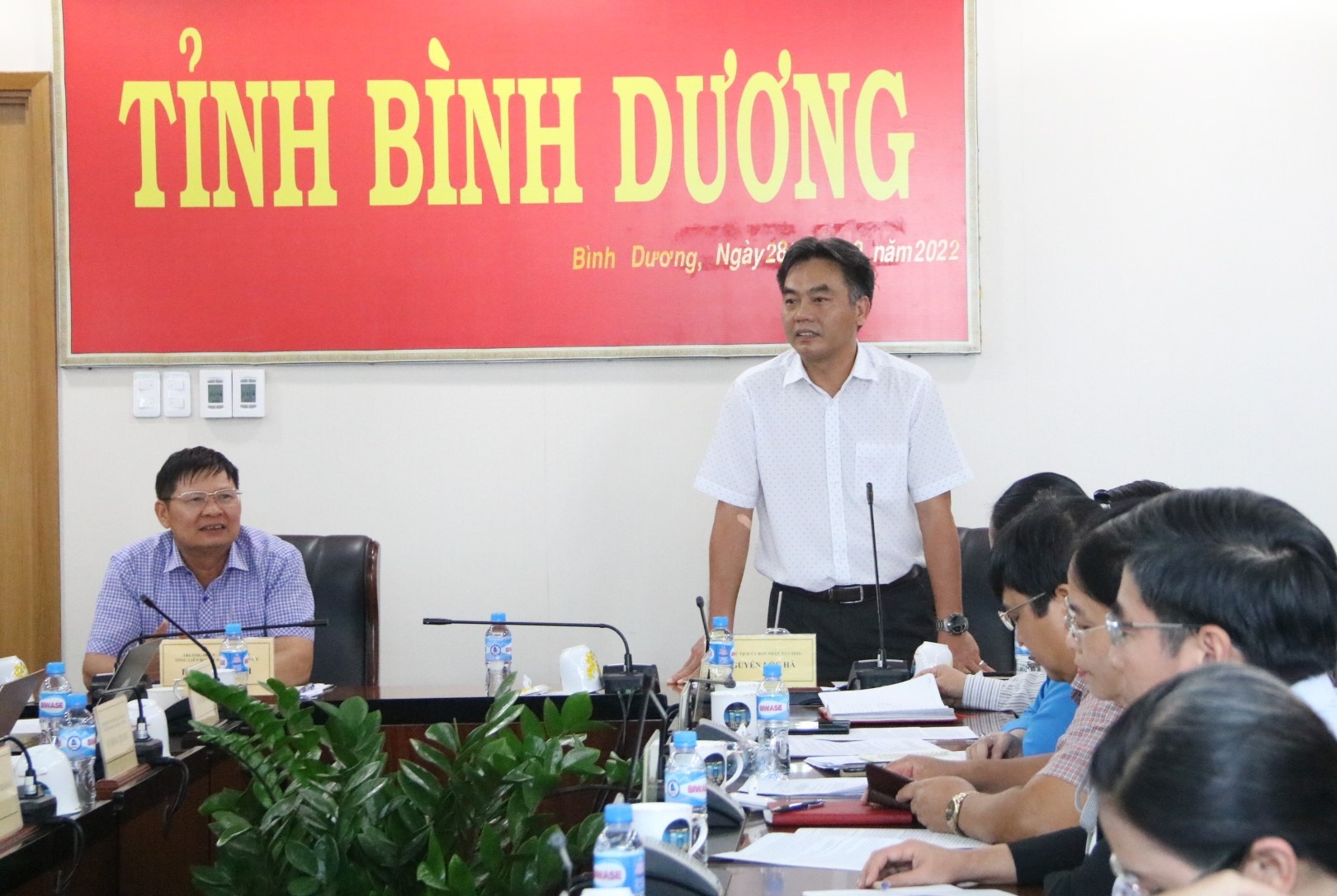 Ông Nguyễn Lộc Hà - Phó Chủ tịch UBND tỉnh Bình Dương phát biểu tại buổi làm việc. Ảnh: Đình Trọng