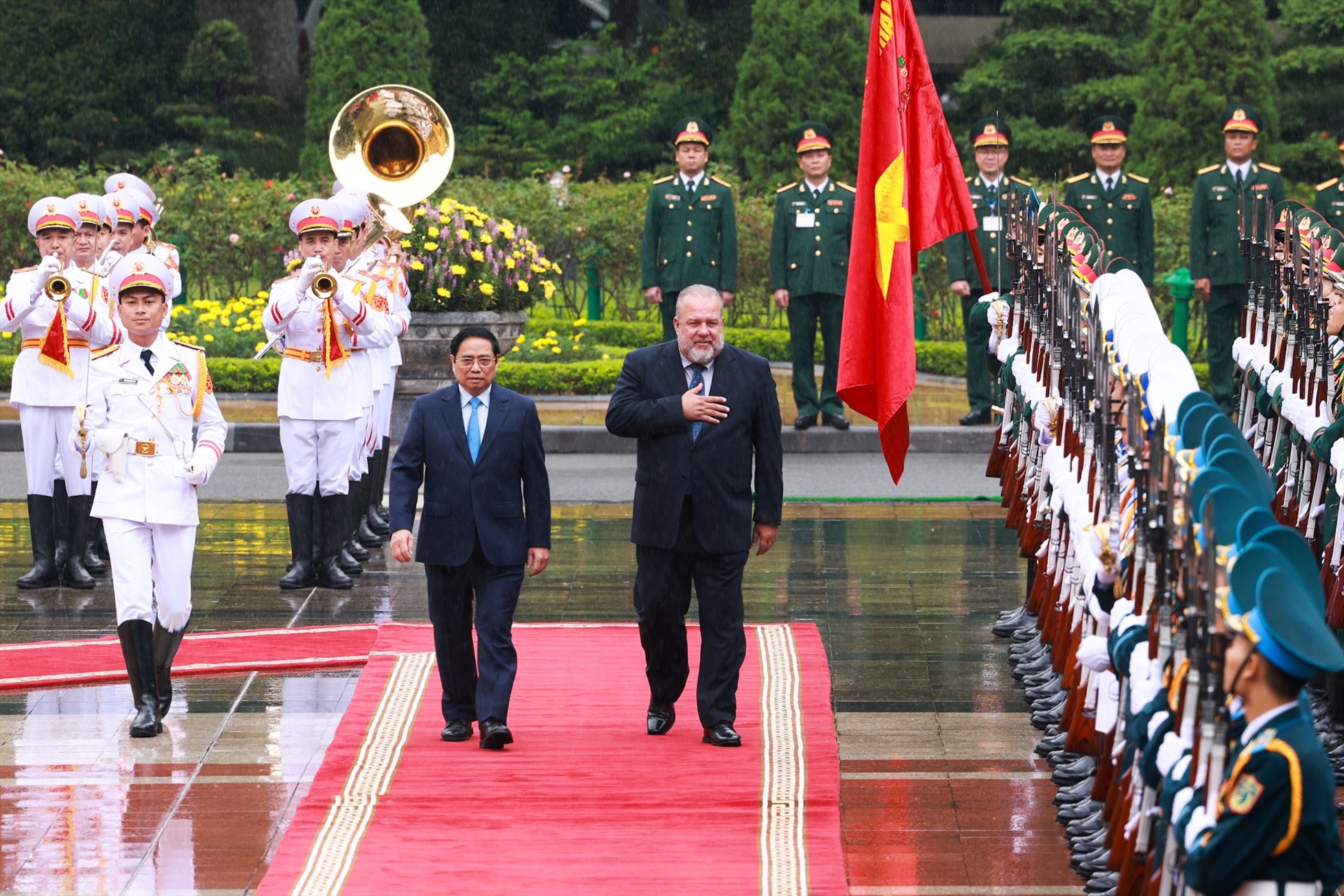 Chuyến thăm Việt Nam của Thủ tướng Cuba diễn ra theo lời mời của Ủy viên Bộ Chính trị, Thủ tướng Chính phủ Phạm Minh Chính. Ảnh: Hải Nguyễn