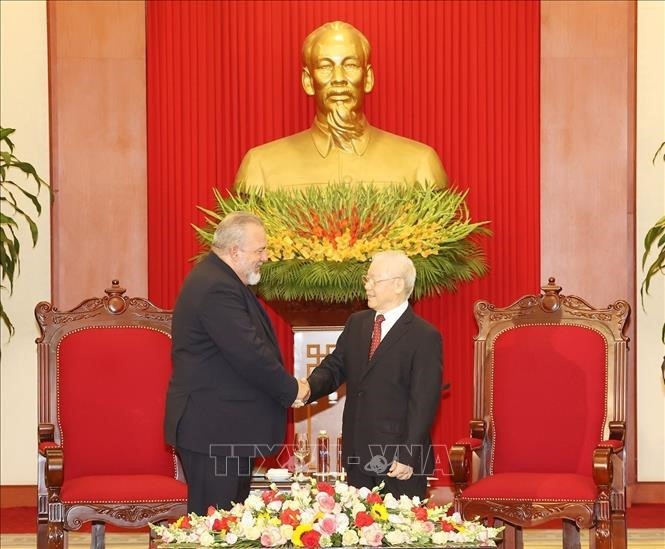 Tổng Bí thư Nguyễn Phú Trọng tiếp Thủ tướng Cuba Manuel Marrezo Cruz. Ảnh: TTXVN