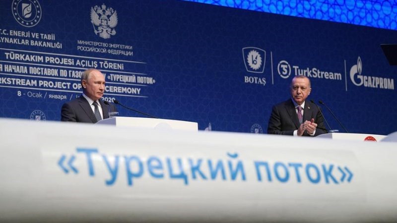 Tổng thống Thổ Nhĩ Kỳ Recep Tayyip Erdogan (phải), Tổng thống Nga Vladimir Putin (trái) dự lễ khai trương Dự án Turkstream tại Istanbul, Thổ Nhĩ Kỳ, ngày 8.1.2020. Ảnh: Kremlin