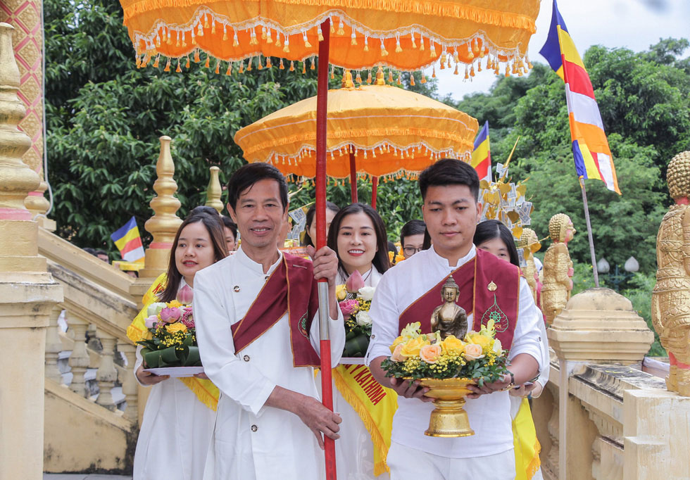 Một nghi lễ trong lễ Kathina