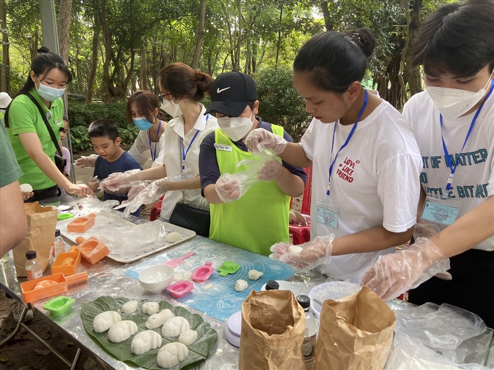 Sức sống đồ chơi dân gian” (Bảo tàng dân tộc học