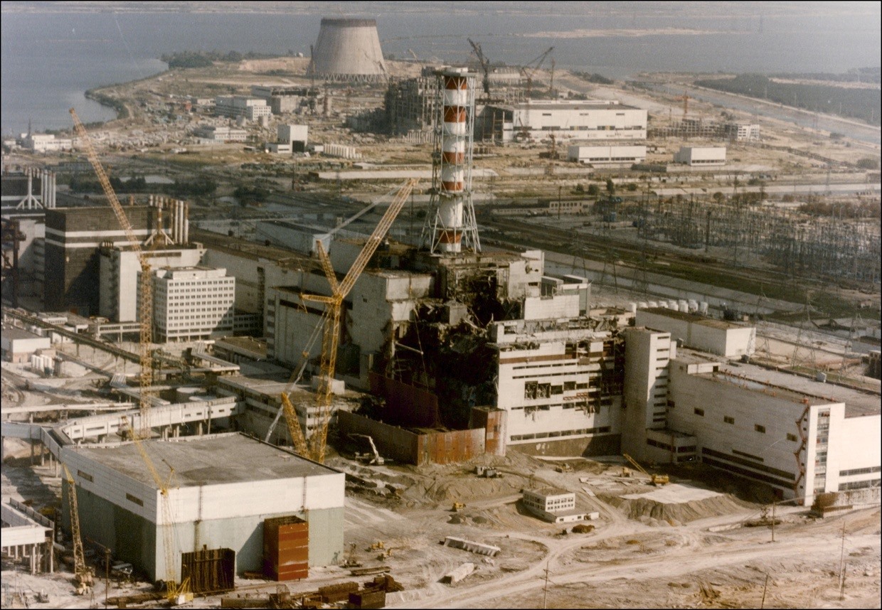 Quang cảnh nhà máy điện hạt nhân Chernobyl ba ngày sau vụ nổ ngày 29.4.1986 ở Chernobyl, Ukraina. Ảnh: Getty