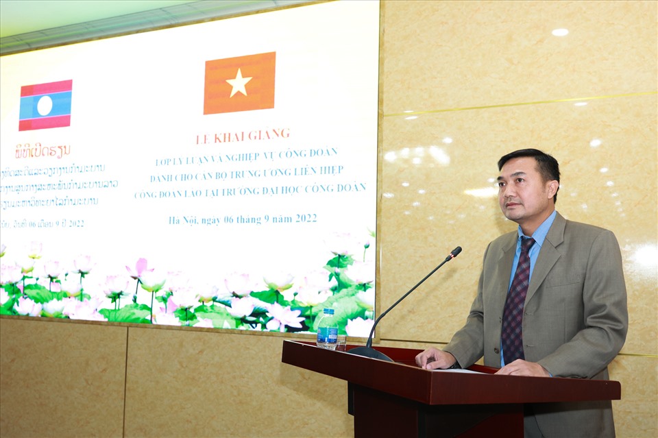 Đồng chí Văn Nạ Xay Thếp Thị Lạt - Bí thư thứ nhất Đại sứ quán Lào tại Việt Nam. Ảnh: Hải Nguyễn