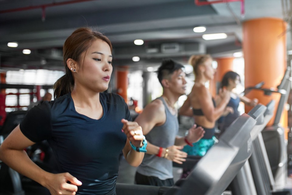 Luyện tập gym cần chú trọng đến việc hít thở đúng cách nhằm tăng tối đa hiệu quả. Ảnh: Xinhua