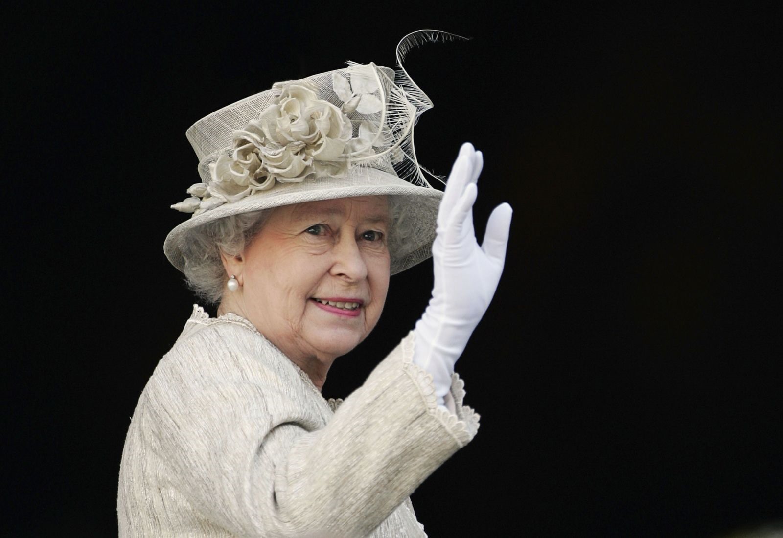 Nữ hoàng đến Nhà thờ St Paul làm lễ Tạ ơn nhân sinh nhật lần thứ 80 của bà vào năm 2006. Ảnh: Getty