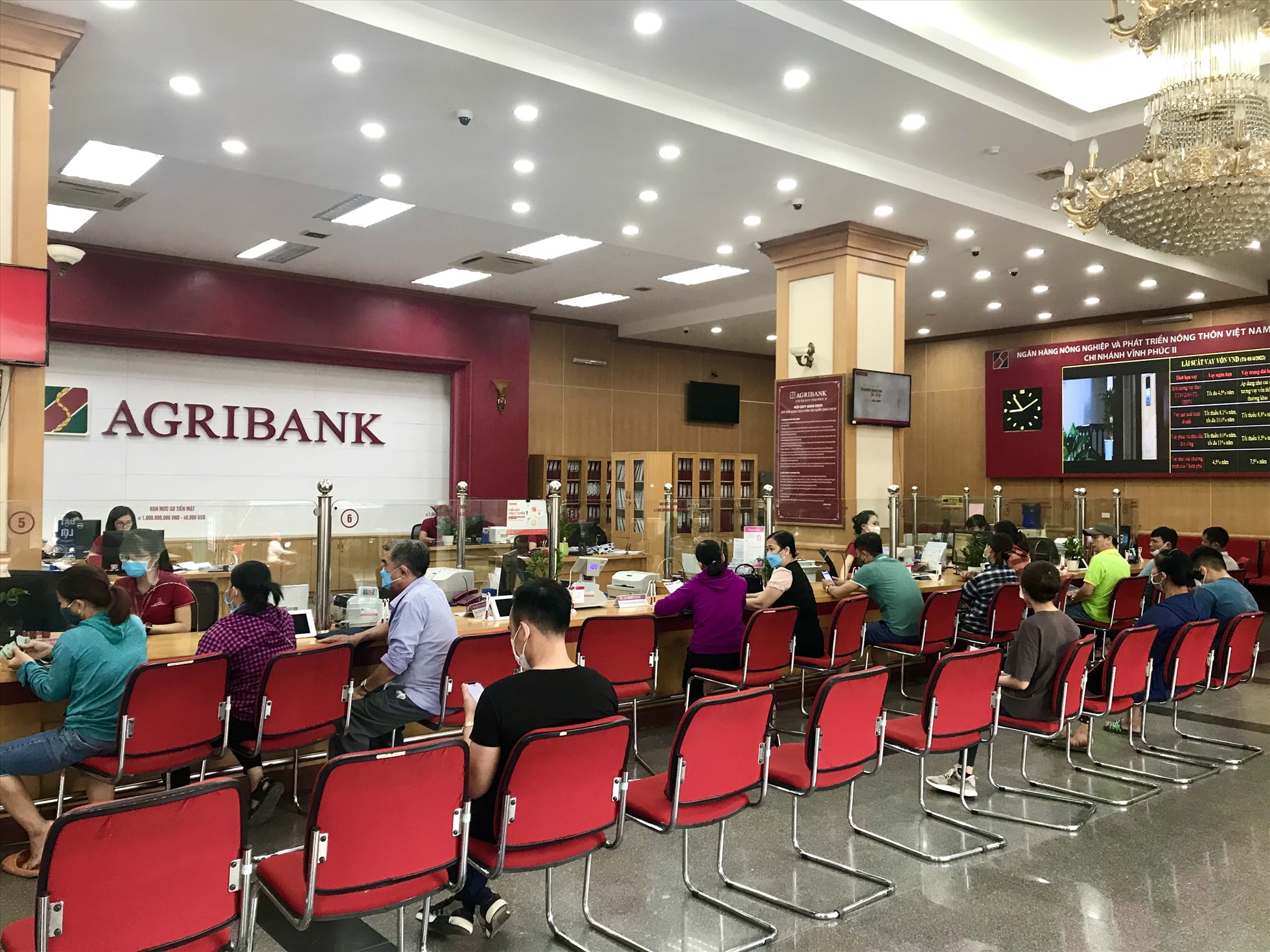 Giao dịch tại Ngân hàng Agribank