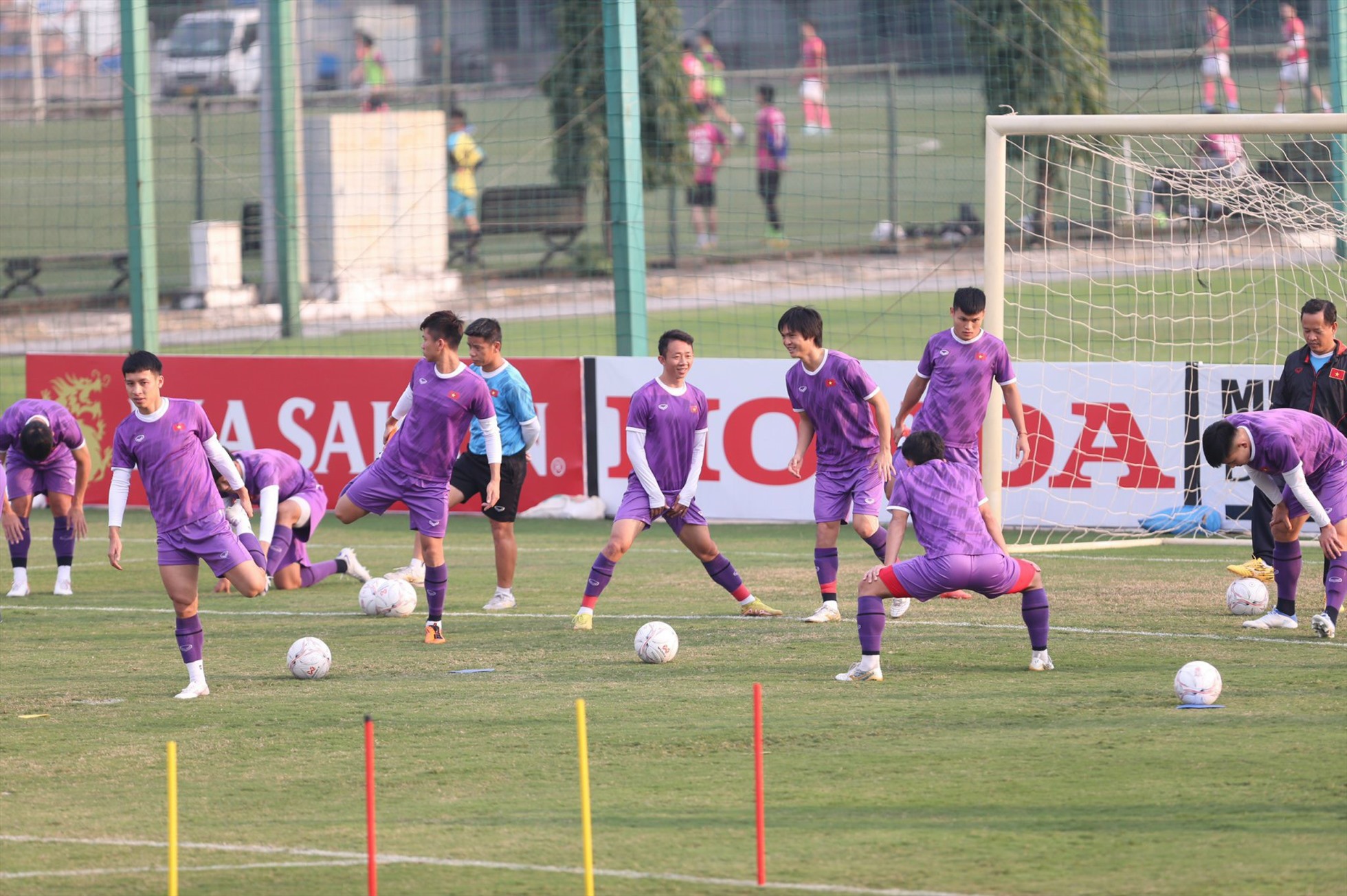 Các cầu thủ đội tuyển Việt Nam đang rất quyết tâm giành chiến thắng trước tuyển Myanmar để bước vào vòng bán kết AFF Cup 2022. Trận đấu diễn ra vào lúc 19h30 ngày 3.1 trên sân vận động Mỹ Đình. Ảnh: Xuân Trang
