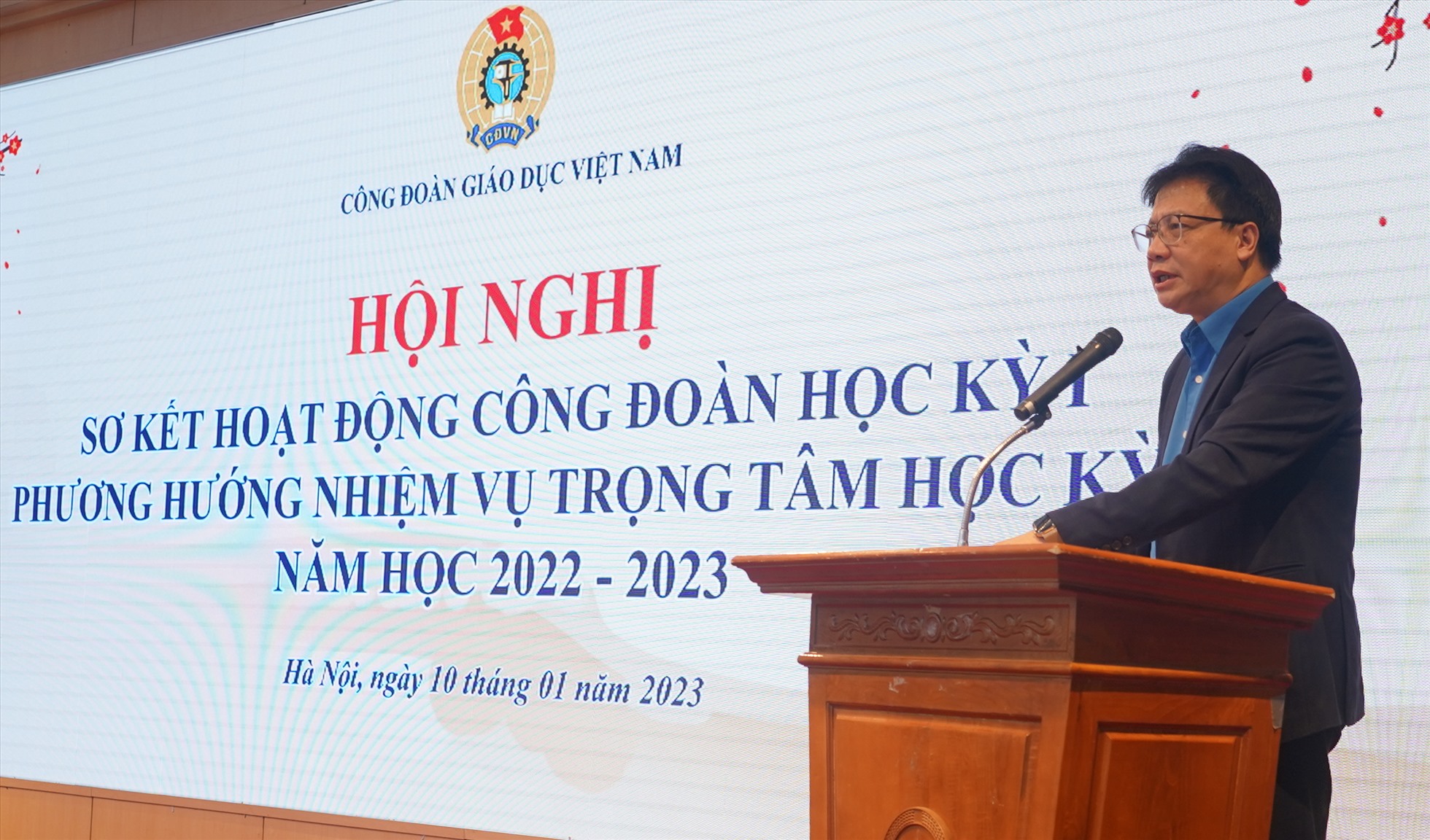 Ông Nguyễn Ngọc Ân - Chủ tịch Công đoàn Giáo dục Việt Nam phát biểu. Ảnh: Anh Thư.