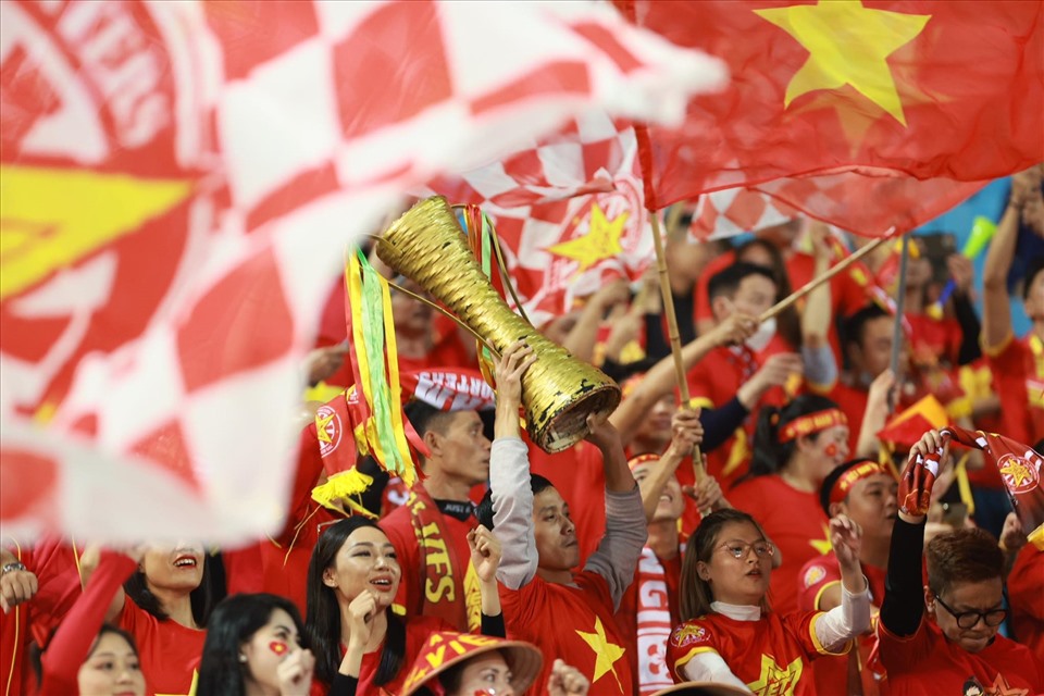 Cổ động viên Việt Nam muốn đội nhà chạm trán với Thái Lan ở chung kết AFF Cup 2022. Ảnh: Hải Nguyễn