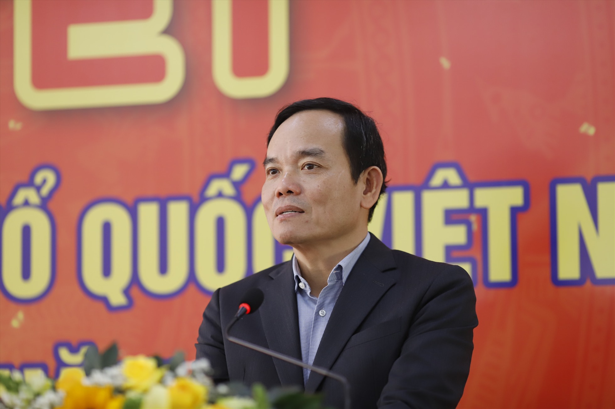 Phó Thủ tướng Chính phủ Trần Lưu Quang đánh giá cao sự nỗ lưc của Khánh Hòa trong việc phục hồi sản xuất, giữ việc làm cho người lao động.