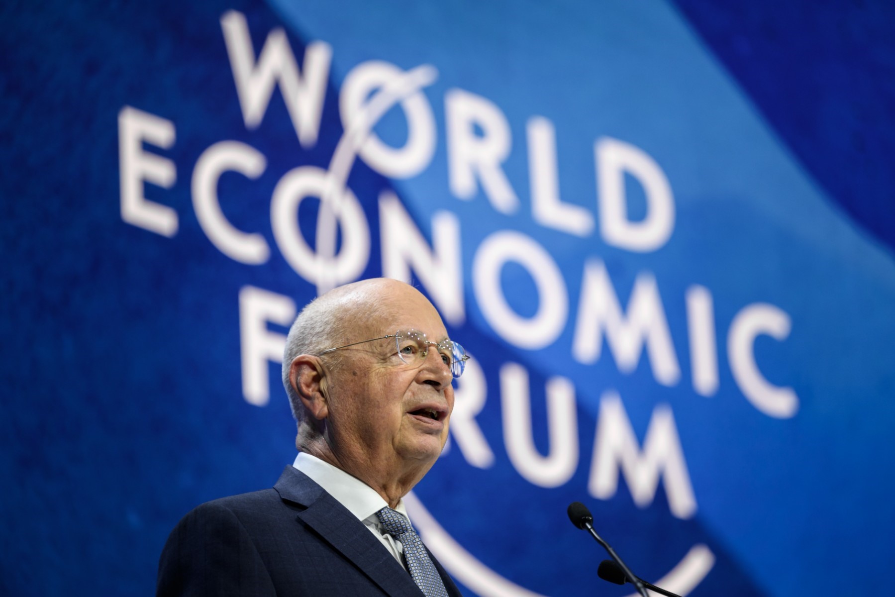 Phó Thủ tướng Trần Hồng Hà tham dự hội nghị thường niên Diễn đàn Kinh tế Thế giới lần thứ 53 tại Davos, Thụy Sĩ theo lời mời của Giáo sư Klaus Schwab - nhà sáng lập kiêm Chủ tịch điều hành Diễn đàn Kinh tế Thế giới. Ảnh: AFP