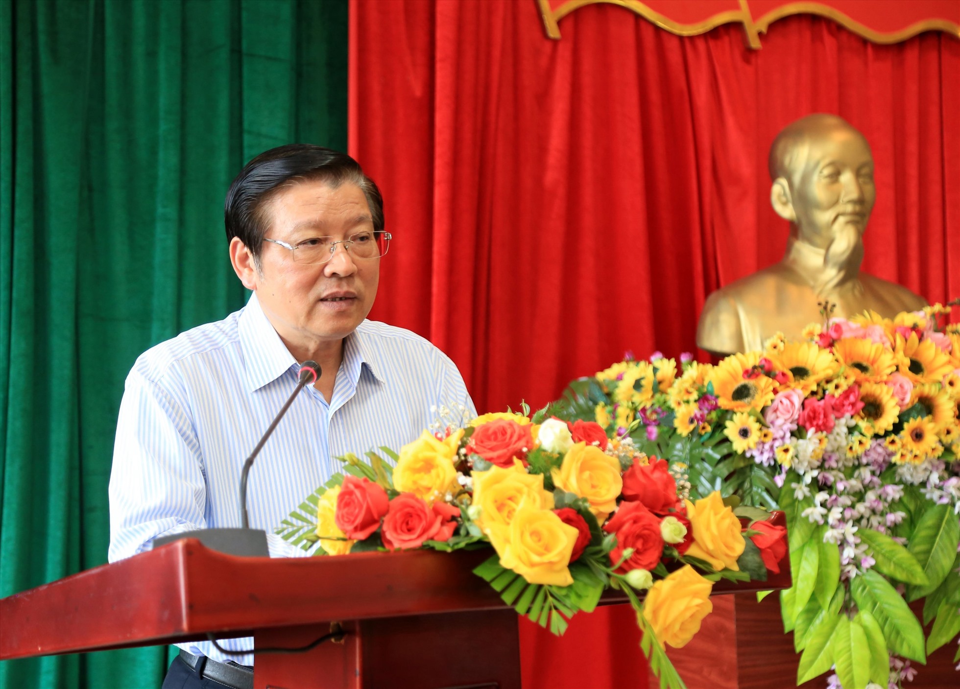 Ông Phan Đình Trạc, Ủy viên Bộ Chính trị, Bí thư Trung ương Đảng, Trưởng Ban Nội chính Trung ương phát biểu tại buổi làm việc với Ban Thường vụ tỉnh Đắk Nông. Ảnh: Phan Tuấn