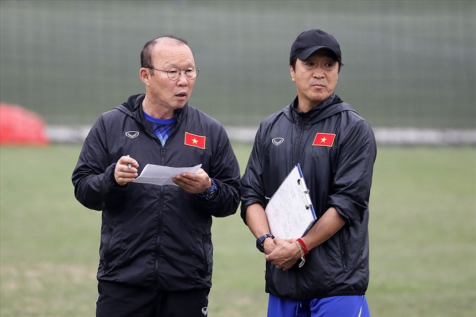 Huấn luyện viên Park Hang-seo từ số 0 tròn trĩnh đã nâng tâm bóng đá Việt Nam lên vị thế số 1 Đông Nam Á. Ảnh: Hoàng Anh