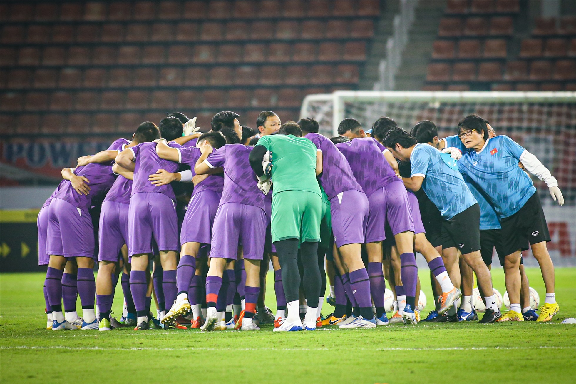 Trận chung kết lượt về AFF Cup 2022 giữa tuyển Thái Lan và Việt Nam sẽ diễn ra vào lúc 19h30 ngày mai (16.1).