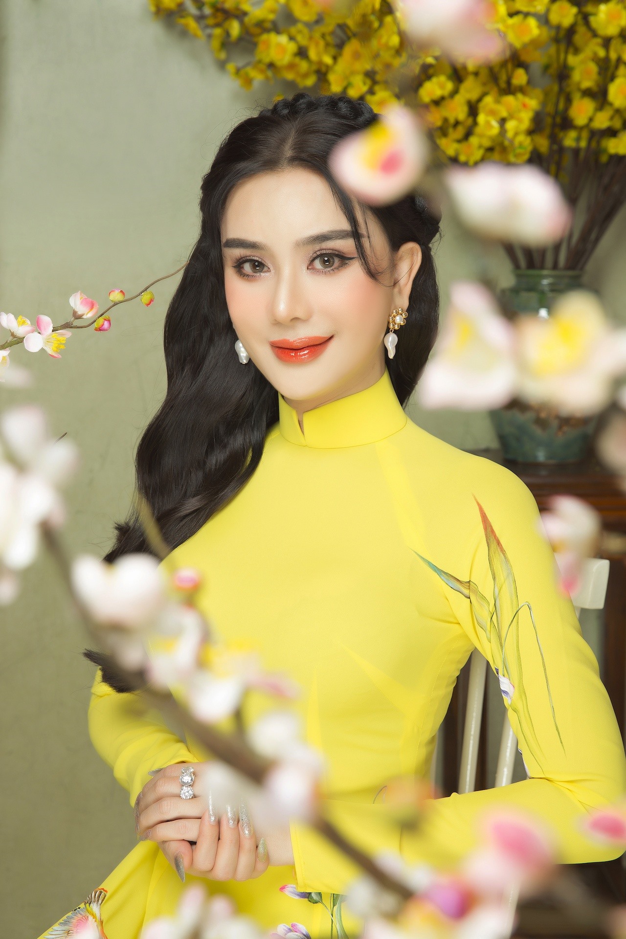 Lâm Khánh Chi bày tỏ thông qua bộ ảnh mới, cô muốn gửi lời cảm ơn đến những người yêu mến và ủng hộ mình suốt thời gian qua.