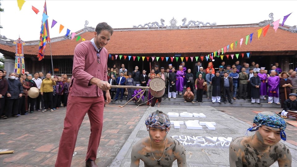 Chương trình năm nay có nhiều nhân vật trải nghiệm là những du khách quốc tế. Ảnh: VTV