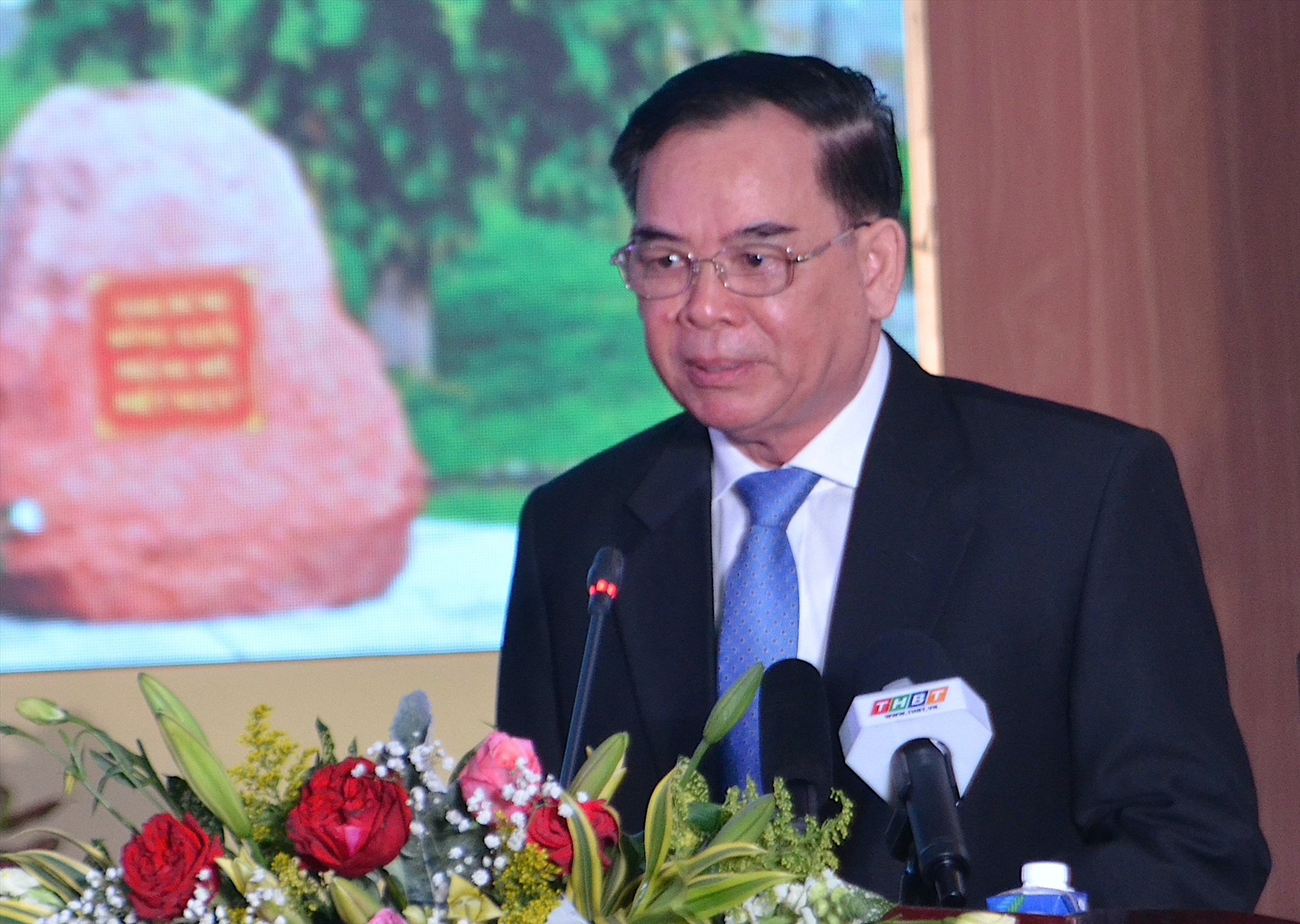 Ông Trần Ngọc Tam, Chủ tịch UBND tỉnh Bến Tre đọc diễn văn tại chương trình. Ảnh: Chu Chinh