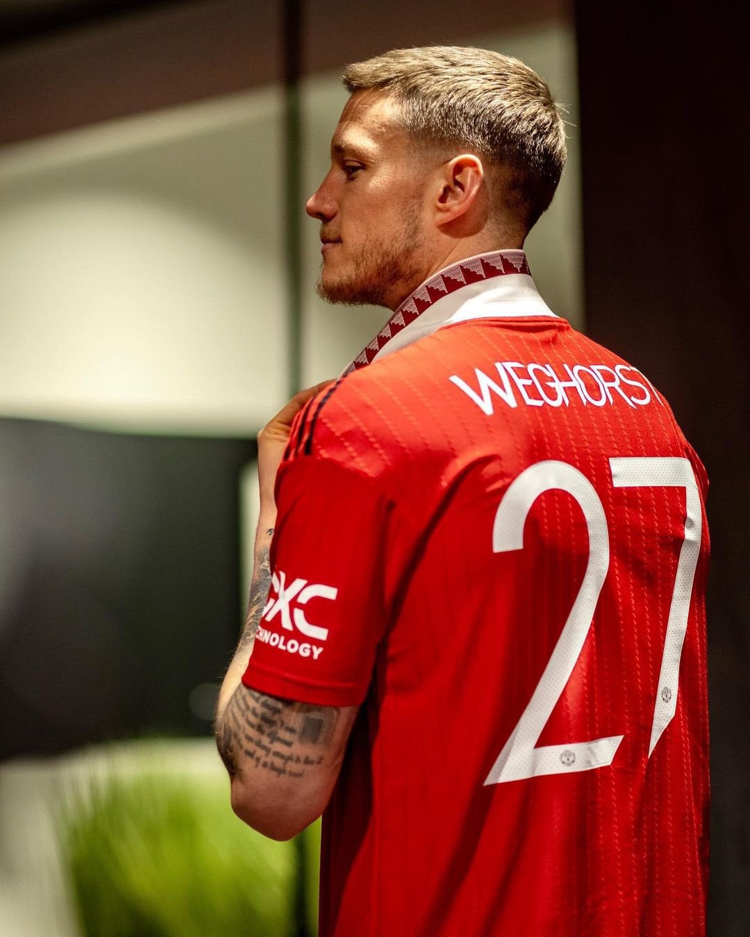 Weghorst sẽ mặc áo số 27 tại sân Old Trafford. Ảnh: AFP