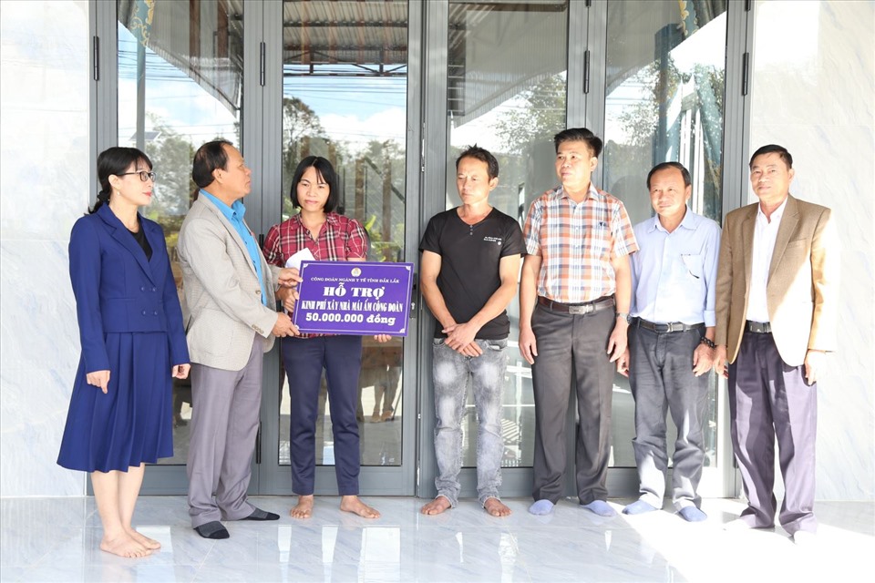 Hỗ trợ đoàn viên ngành Y tế Đắk Lắk có căn nhà khang trang