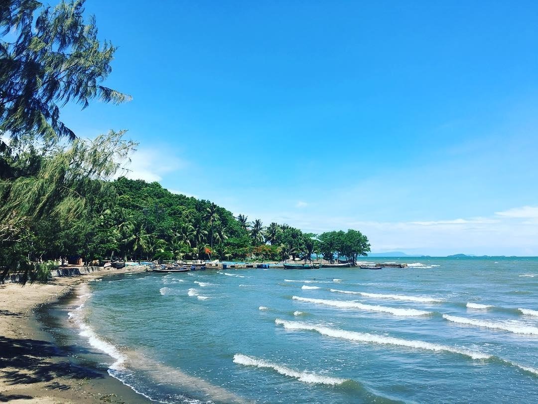 Bãi biển Mũi Nai.