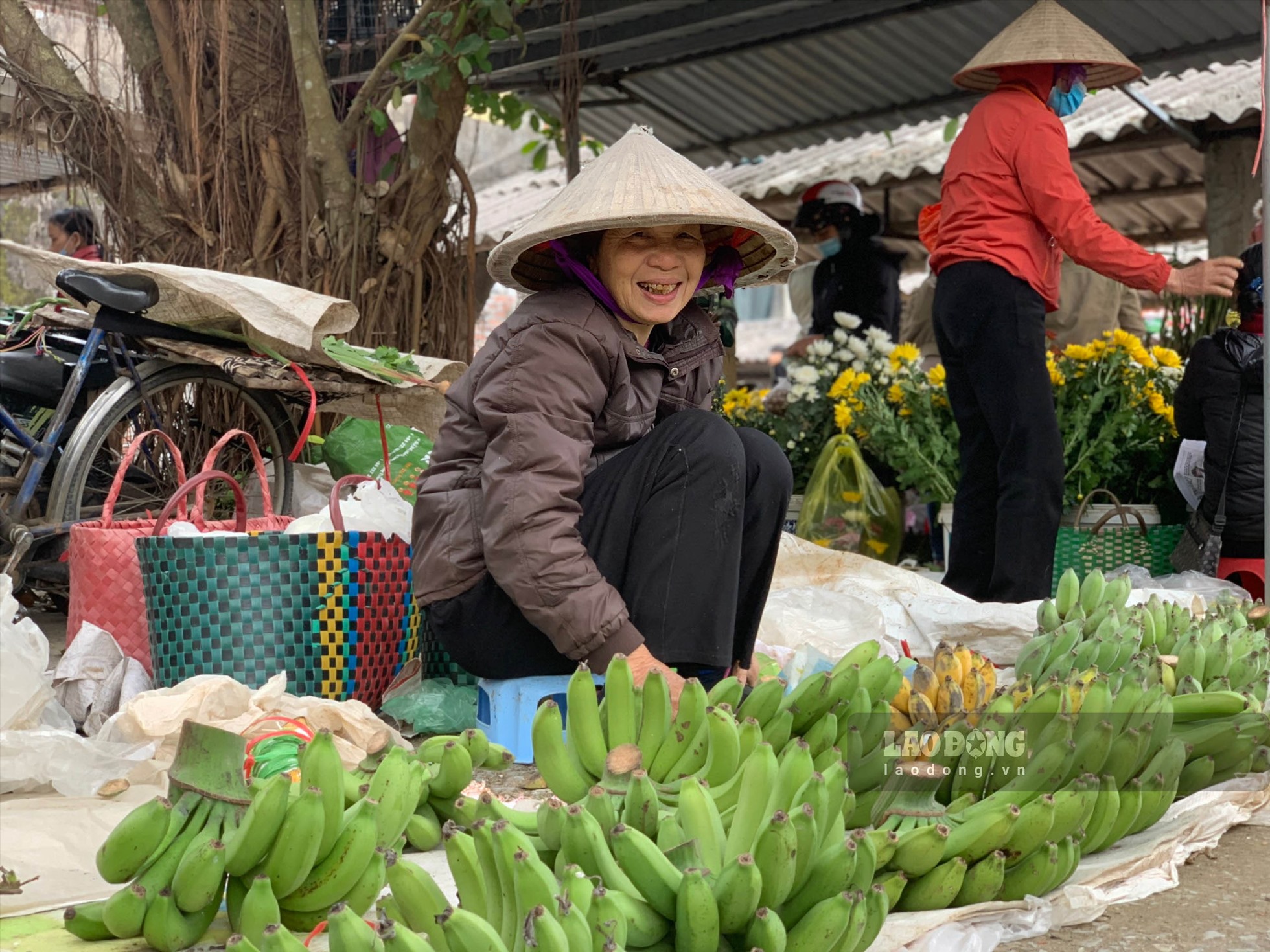 Du Xuân khám phá nét đẹp văn hoá của chợ quê 700 năm tuổi ở Nam Định |  baotintuc.vn