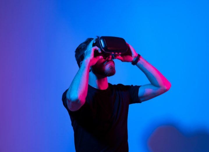 Metaverse sẽ gắn liền với những thay đổi mạnh mẽ trong tương lai. Ảnh: CMH