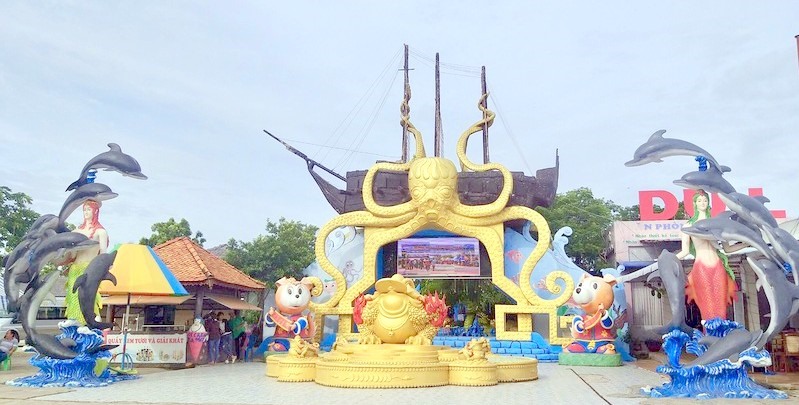 Một điểm tại Khu du lịch Nhà Mát Bạc Liêu. Ảnh: Nhật Hồ