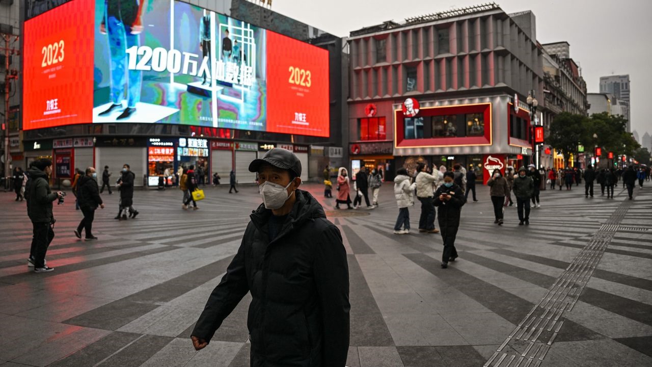 Một con phố ở Vũ Hán, tỉnh Hồ Bắc, Trung Quốc, ngày 21.1.2023. Ảnh: AFP