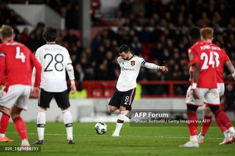 Bruno Fernandes ấn định chiến thắng 3-0 cho Man United. Ảnh: AFP
