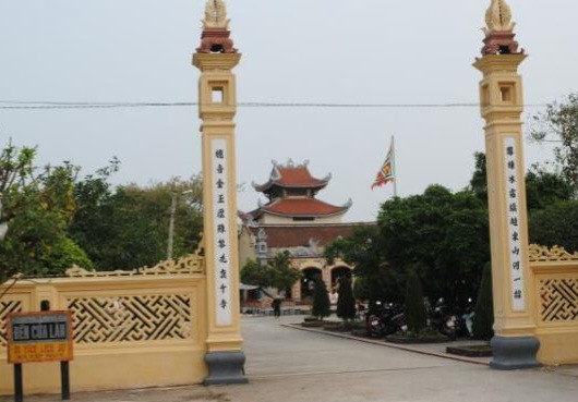 Đền Cửa Lân (còn gọi là Đền Bà, Đền Cửa) ở xã Đông Minh, huyện Tiền Hải. Ảnh: Thu Hường