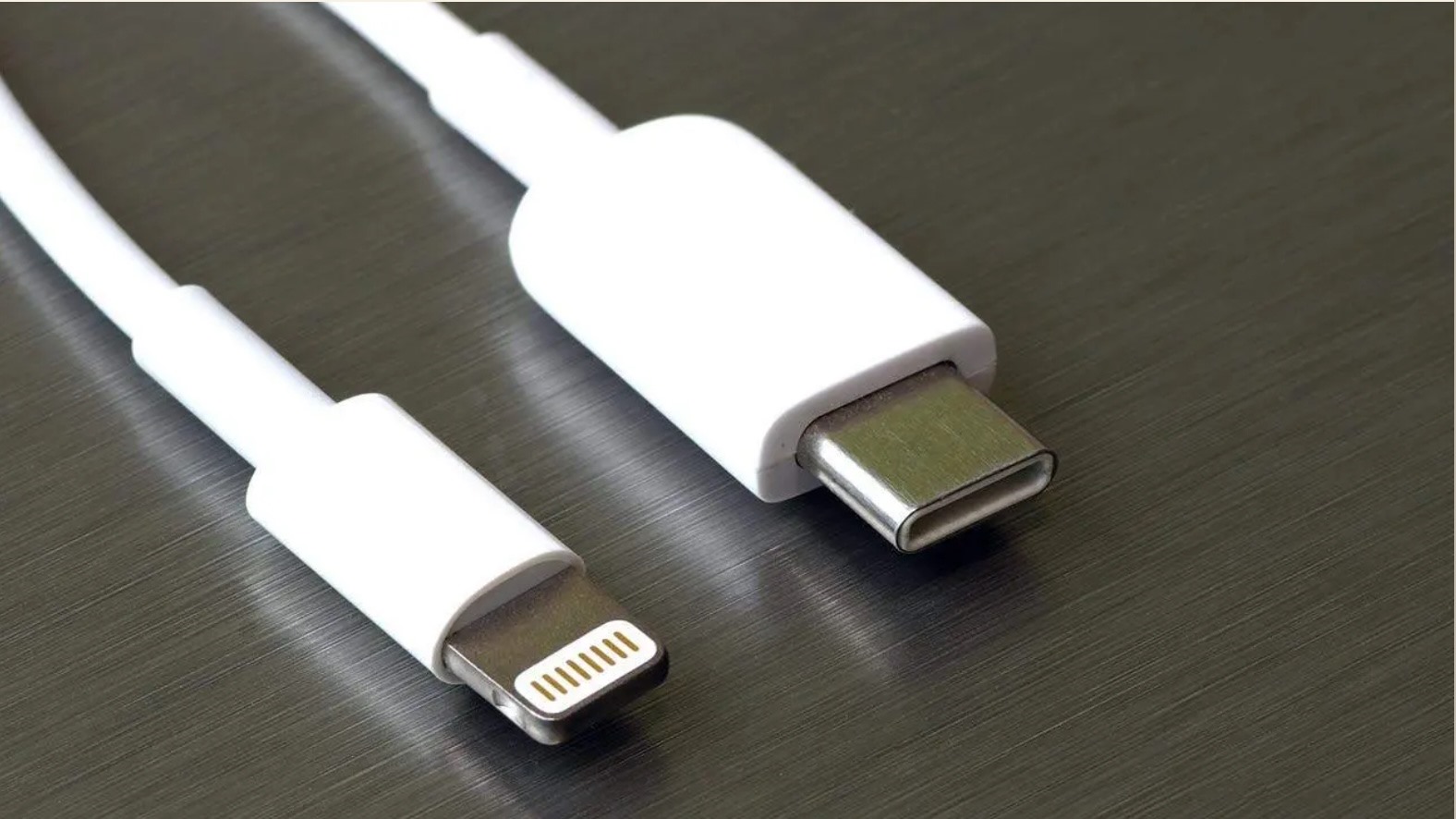 Mã nguồn iOS 17 cho thấy Apple đã chuẩn bị cho một iPhone dùng USB-C. Ảnh: Gizchina