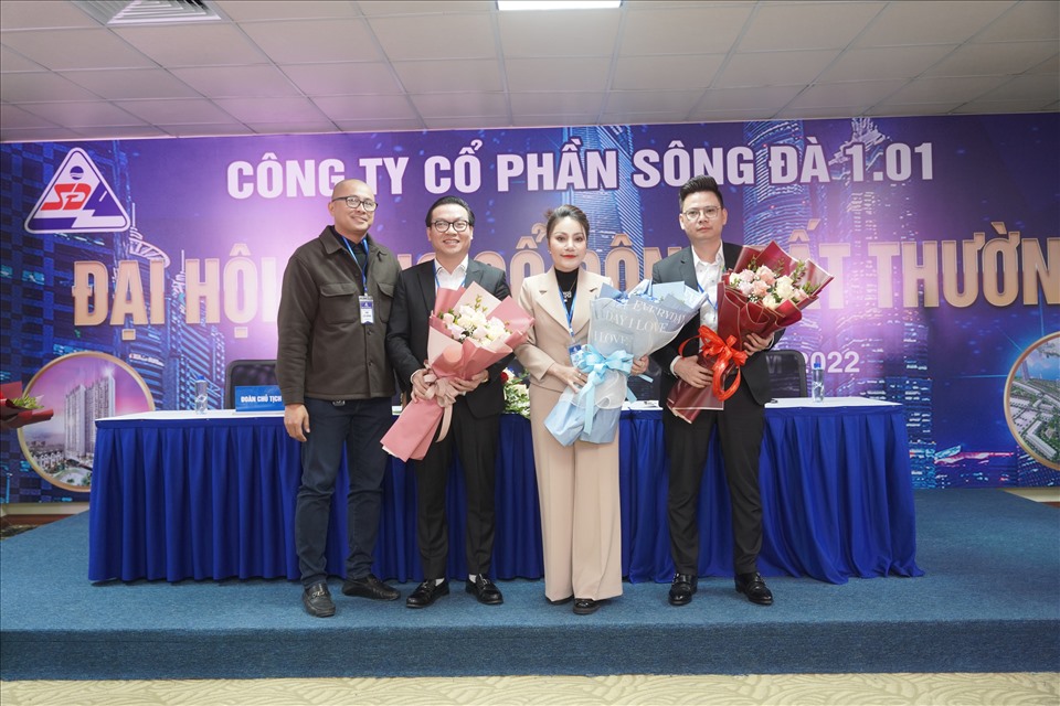 Bà Vũ Thị Minh Thuý chính thức trở thành Chủ tịch HĐQT nhiệm kỳ 2022-2027 của Công ty CP Sông Đà 1.01