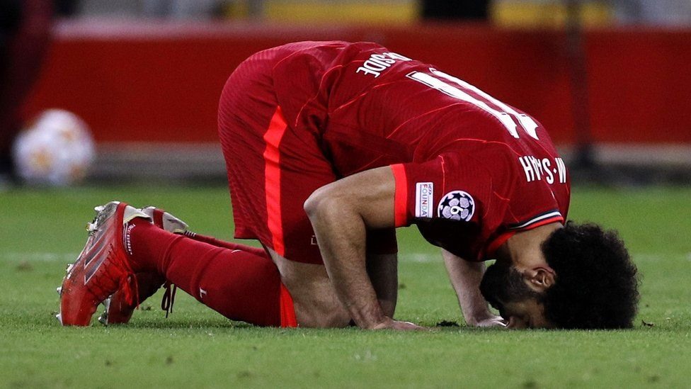 Mohamed Salah vẫn chưa thể tìm lại phong độ tốt nhất.  Ảnh: Sky Sports