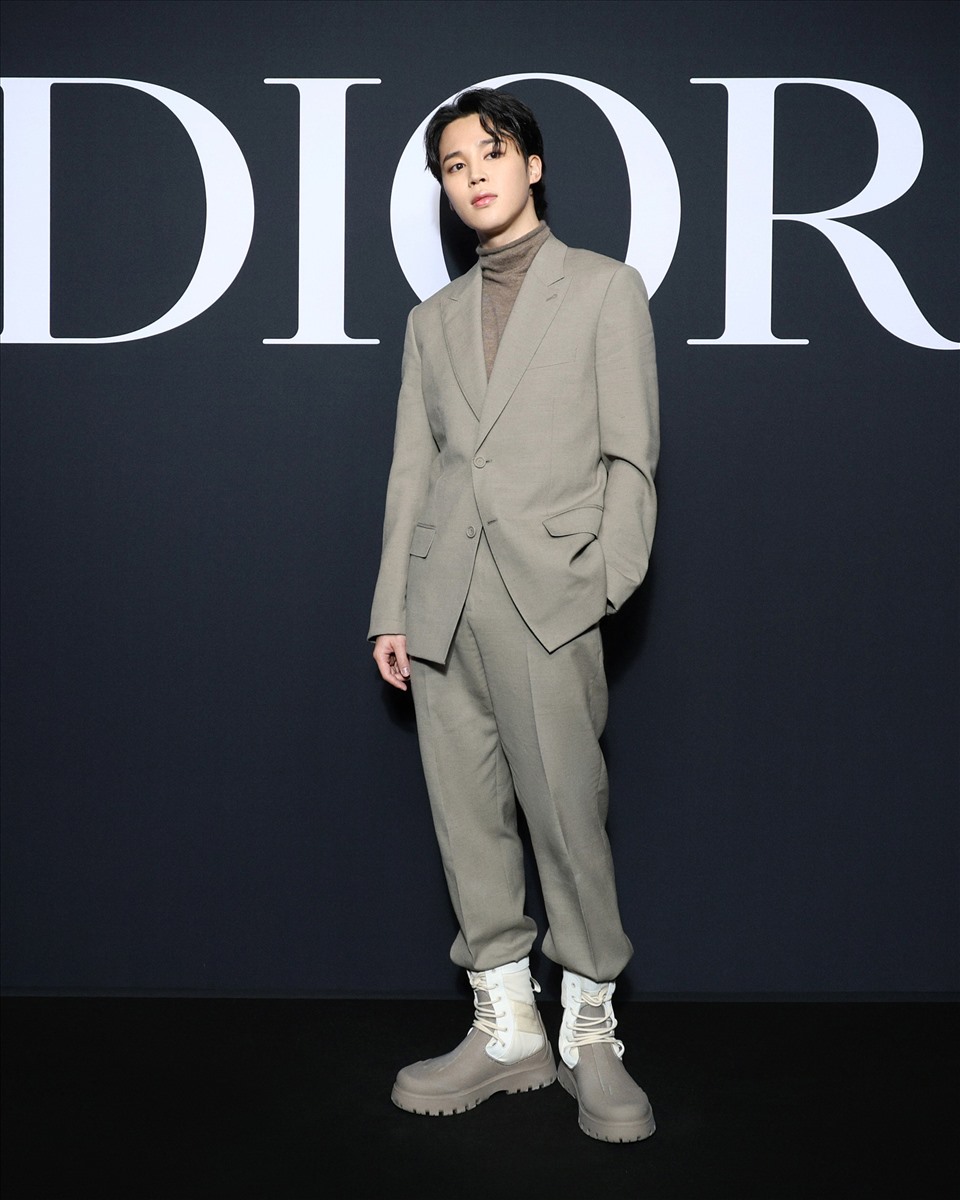BTSs JHope Stars in First Louis Vuitton Campaign Since Ambassadorship  Announcement  See Photos  Teen Vogue