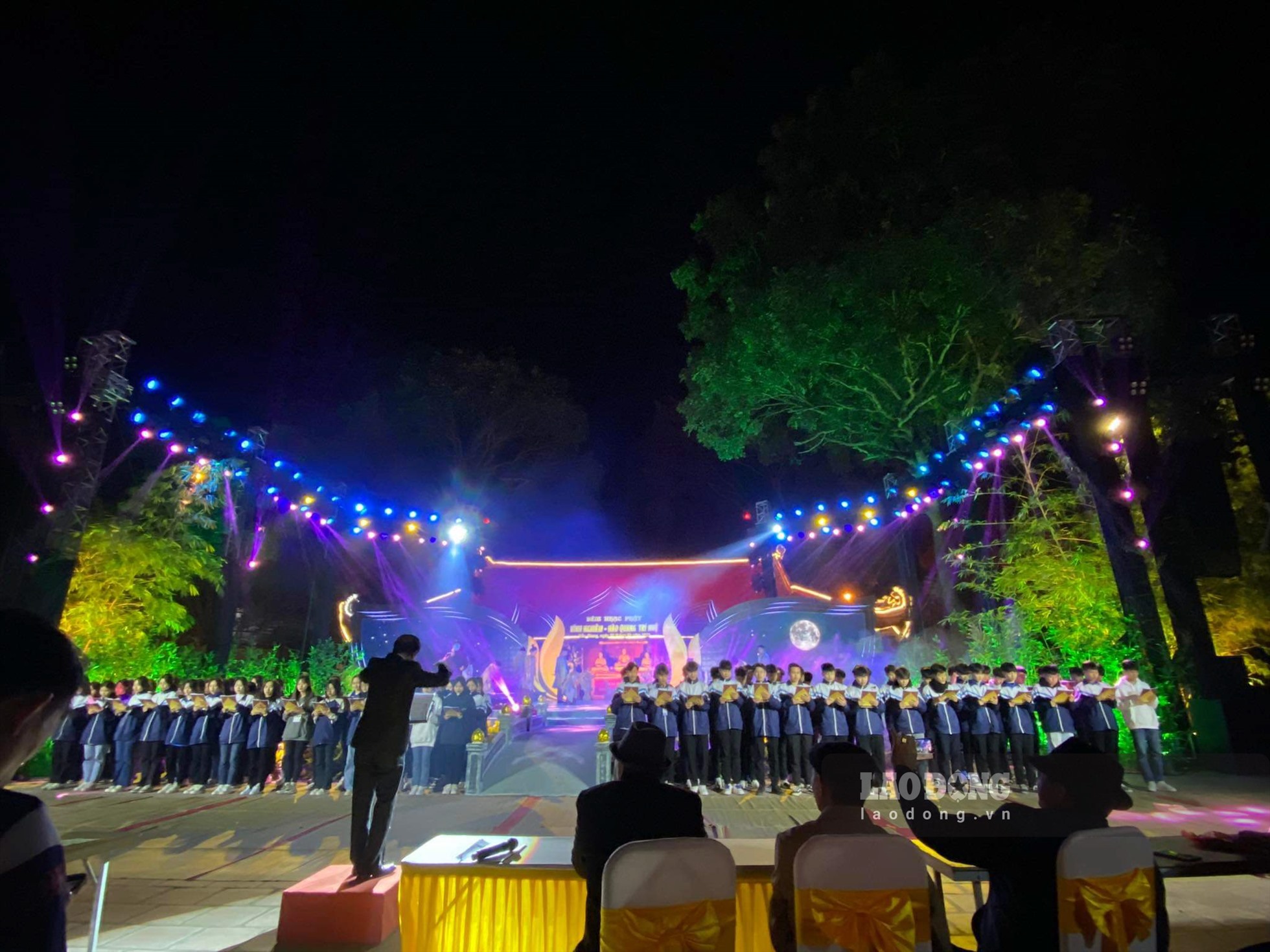 Chùa Vĩnh Nghiêm, huyện Yên Dũng đã sẵn sàng cho đêm nhạc Phật trong khuôn khổ Tuần lễ văn hoa - du lịch. Ảnh: Nguyễn Kế.