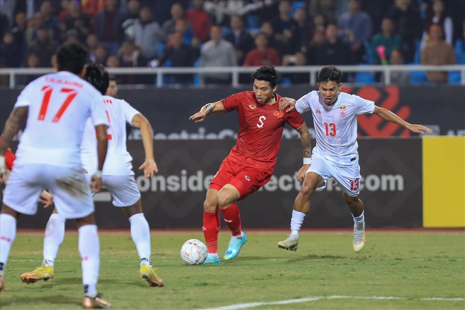 Tuyển Việt Nam chưa tạo ra sức hút lớn tại vòng bảng AFF Cup 2022. Ảnh: Minh Dân