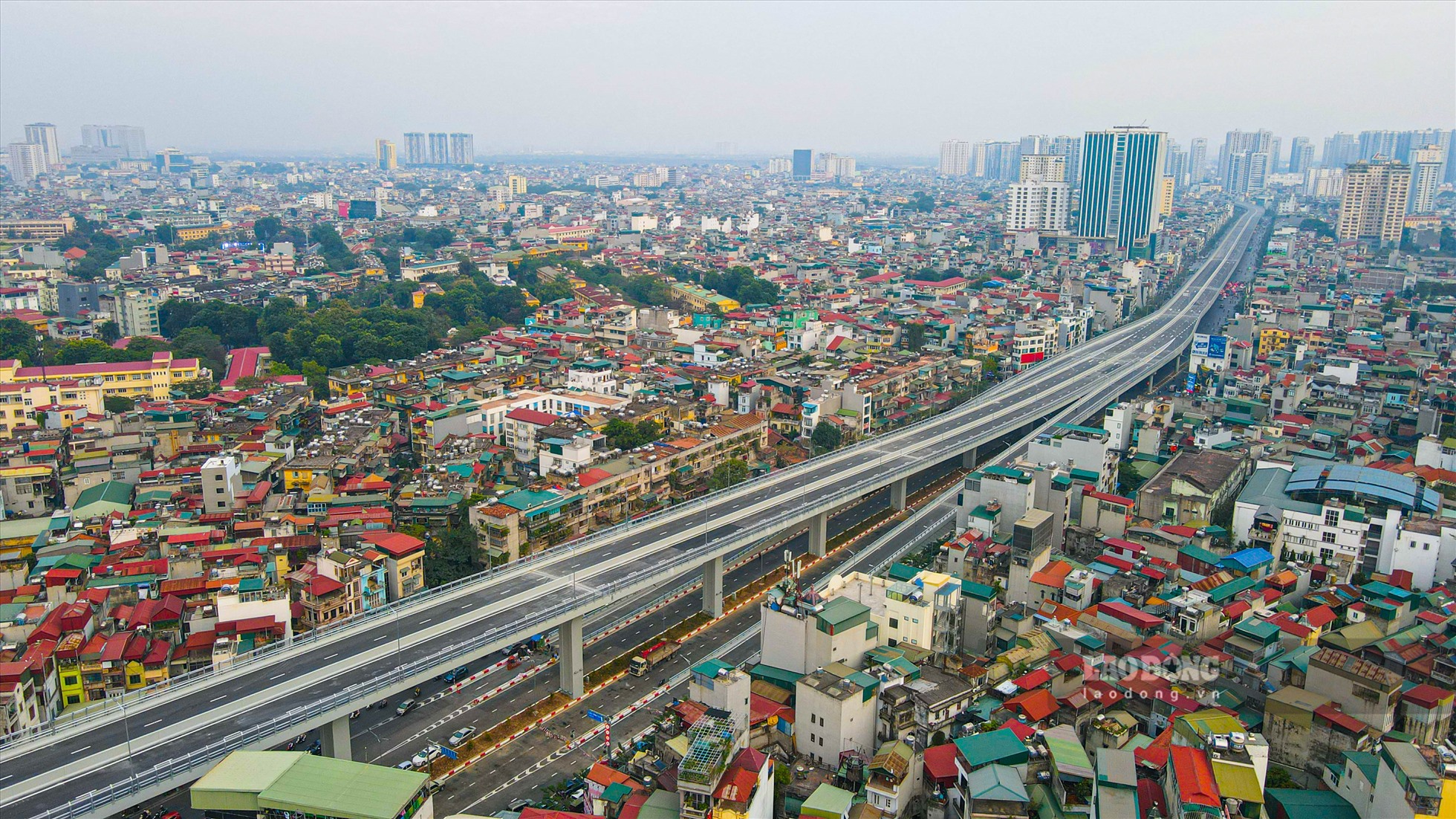 Dự án nhằm hoàn thiện toàn bộ đường Vành đai 2, tăng cường lưu thông giữa hai bên bờ sông Hồng, đáp ứng nhu cầu vận tải đang tăng cao giữa trung tâm Hà Nội với khu vực phía bắc và đông bắc thành phố, từng bước hoàn chỉnh hạ tầng giao thông thủ đô.