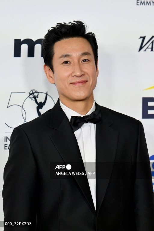 Lee Sun Kyun từng chật vật với loạt vai phụ khi bước chân vào làng phim. Ảnh: AFP.