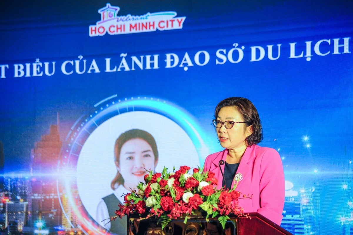 Bà Bùi Thị Ngọc Hiếu - Phó Giám đốc Sở Du lịch TPHCM phát biểu tại hội nghị. Ảnh: Ban tổ chức