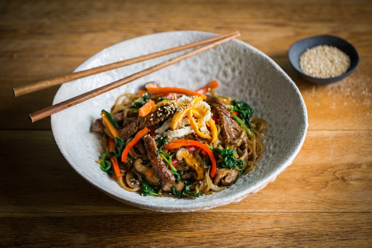 Japchae là món khai vị hay món ăn phụ đôi khi cũng được sử dụng như món ăn chính. Ảnh: Great British Chefs.