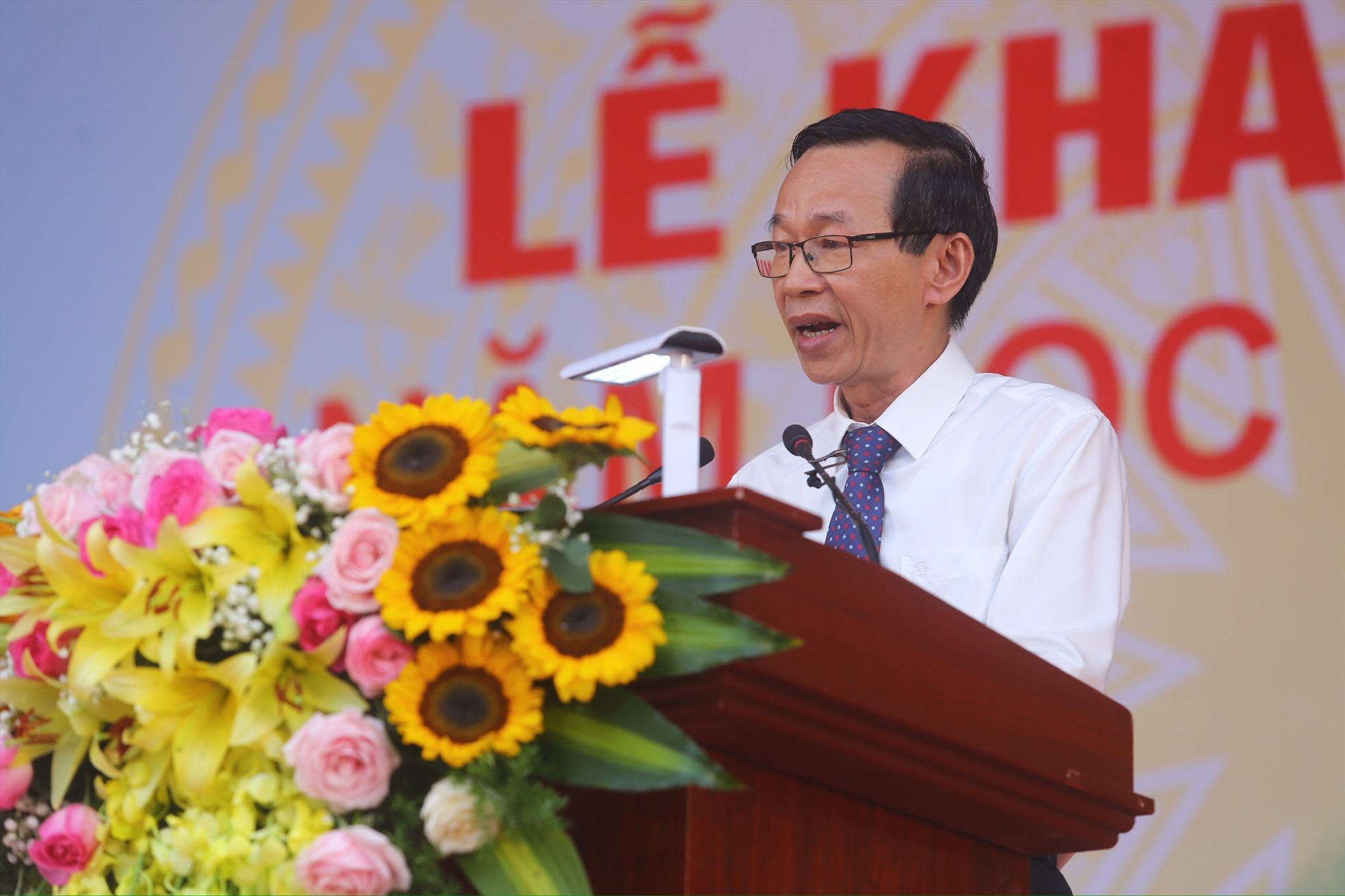 GS Nguyễn Văn Minh - Hiệu trưởng Trường Đại học Sư phạm Hà Nội phát biểu tại lễ khai giảng chiều 11.10. Ảnh: Vân Trang