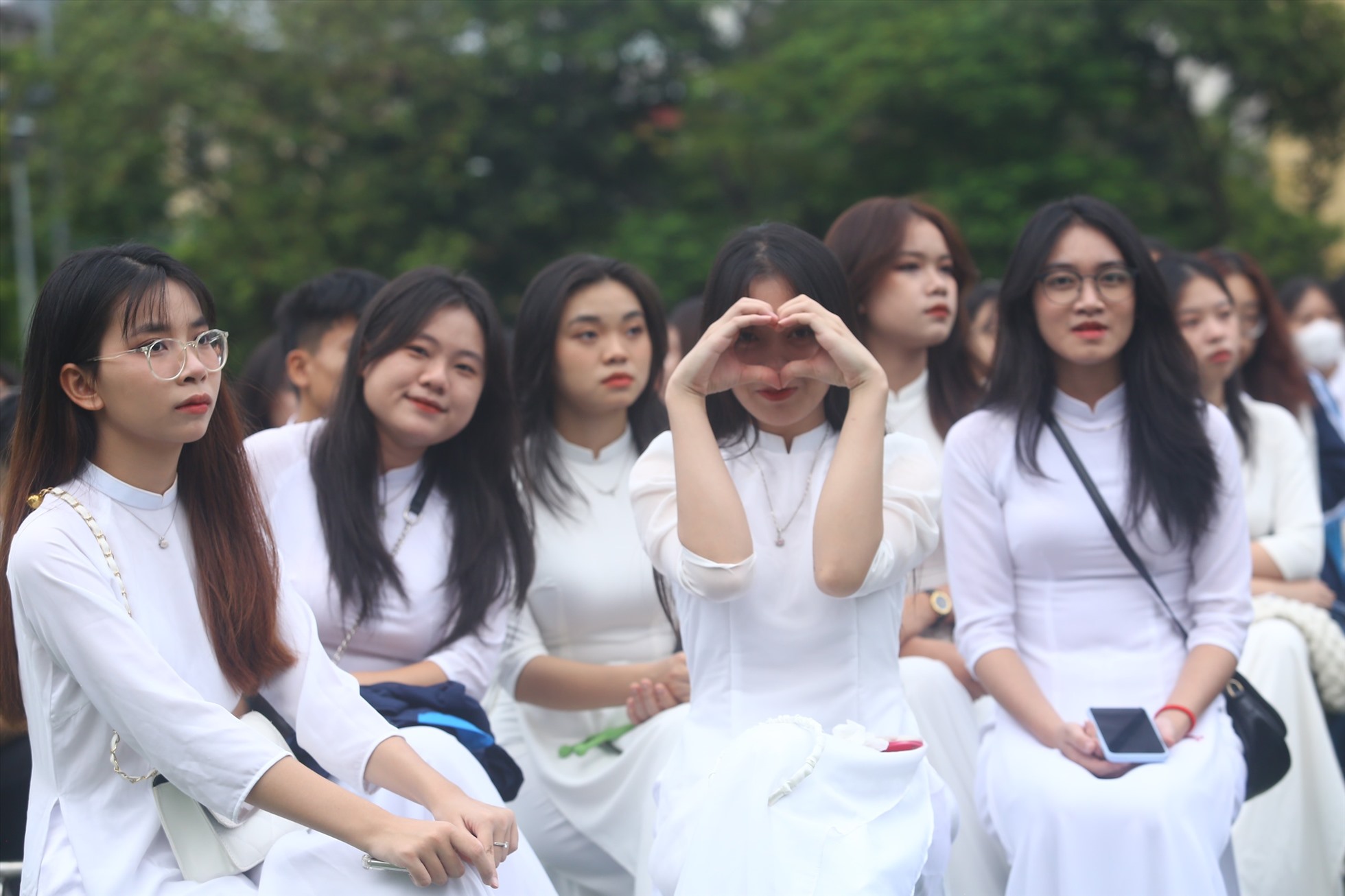 Sinh viên Trường Đại học Sư phạm Hà Nội trong ngày khai giảng năm học mới. Ảnh: Duy Vân