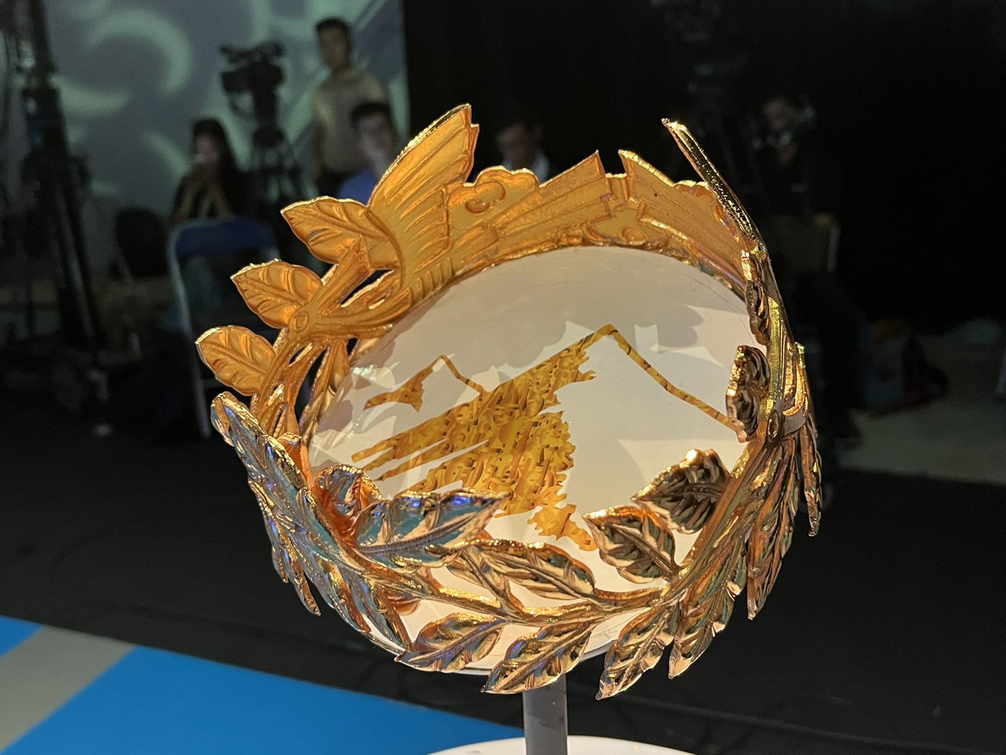 Chiếc vòng nguyệt quế danh giá dành cho quán quân Đường lên đỉnh Olympia năm 2023