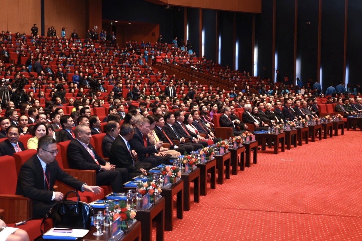 Các đồng chí lãnh đạo Đảng, Nhà nước dự Đại hội XIII Công đoàn Việt Nam.