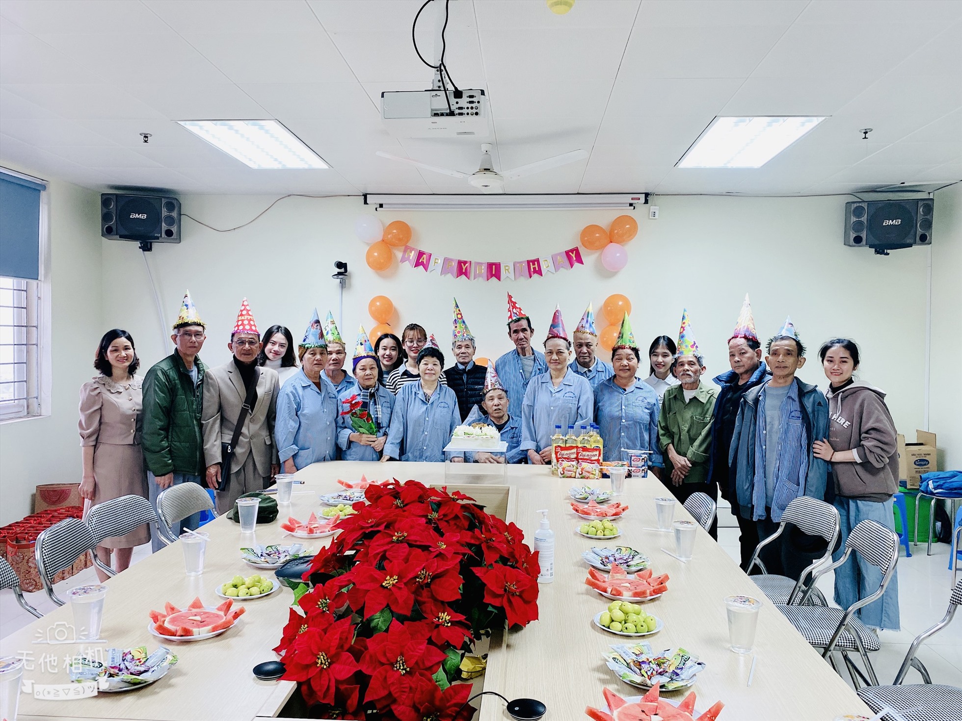 Chương trình “Bánh sinh nhật yêu thương” được thực hiện từ năm 2020, mang lại niềm vui cho hàng trăm lượt bệnh nhân ung thư. Ảnh: Sống Sẻ Chia